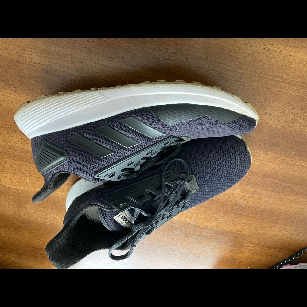 Adidas shoes women’s size 8